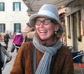 Kunsthistorikerin Dr. Susanne Kunz-Saporano / Eine Opernreise nach Venedig zu Silvester mit Lloyd Touristik